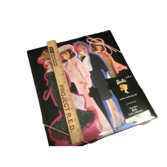 Barbie Nostalgic Cards Hallmark Collection NIB 4 cards/envelopes/seals 2003 - Picture 7 of 7